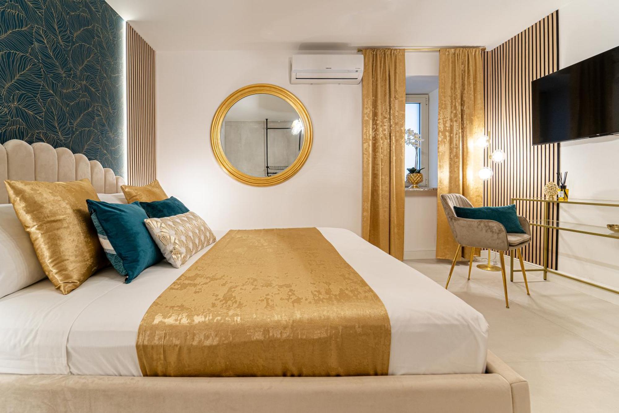 Johnny'S Suites Taormina Beach Bay Bagian luar foto