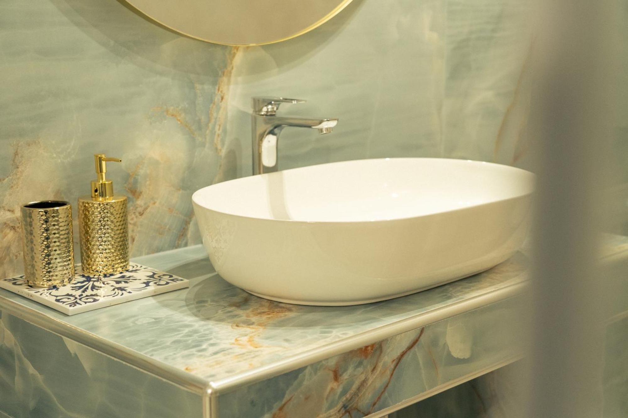 Johnny'S Suites Taormina Beach Bay Bagian luar foto