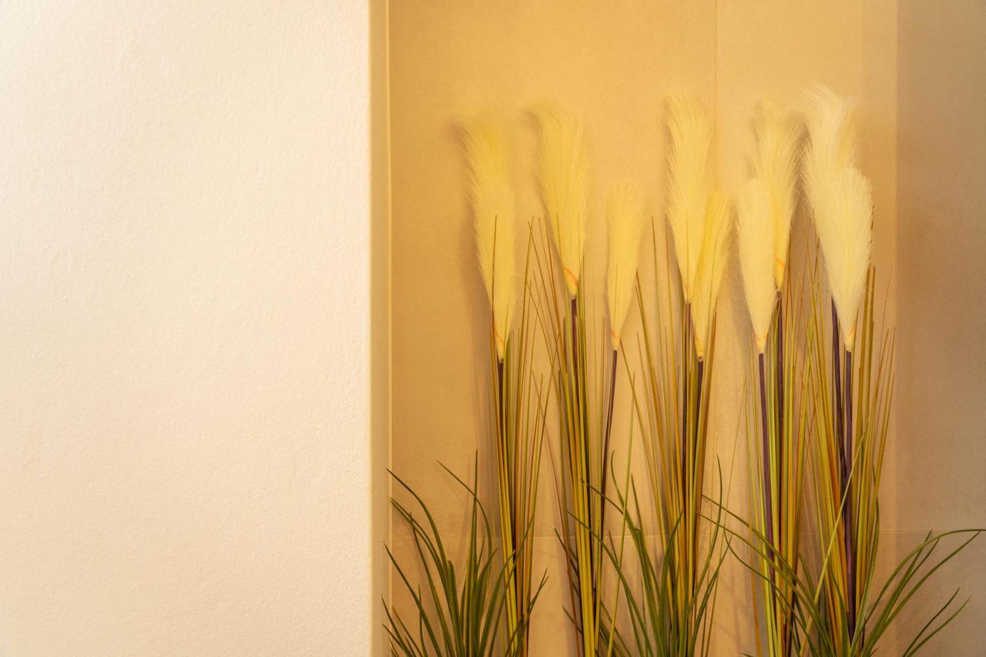 Johnny'S Suites Taormina Beach Bay Bagian luar foto